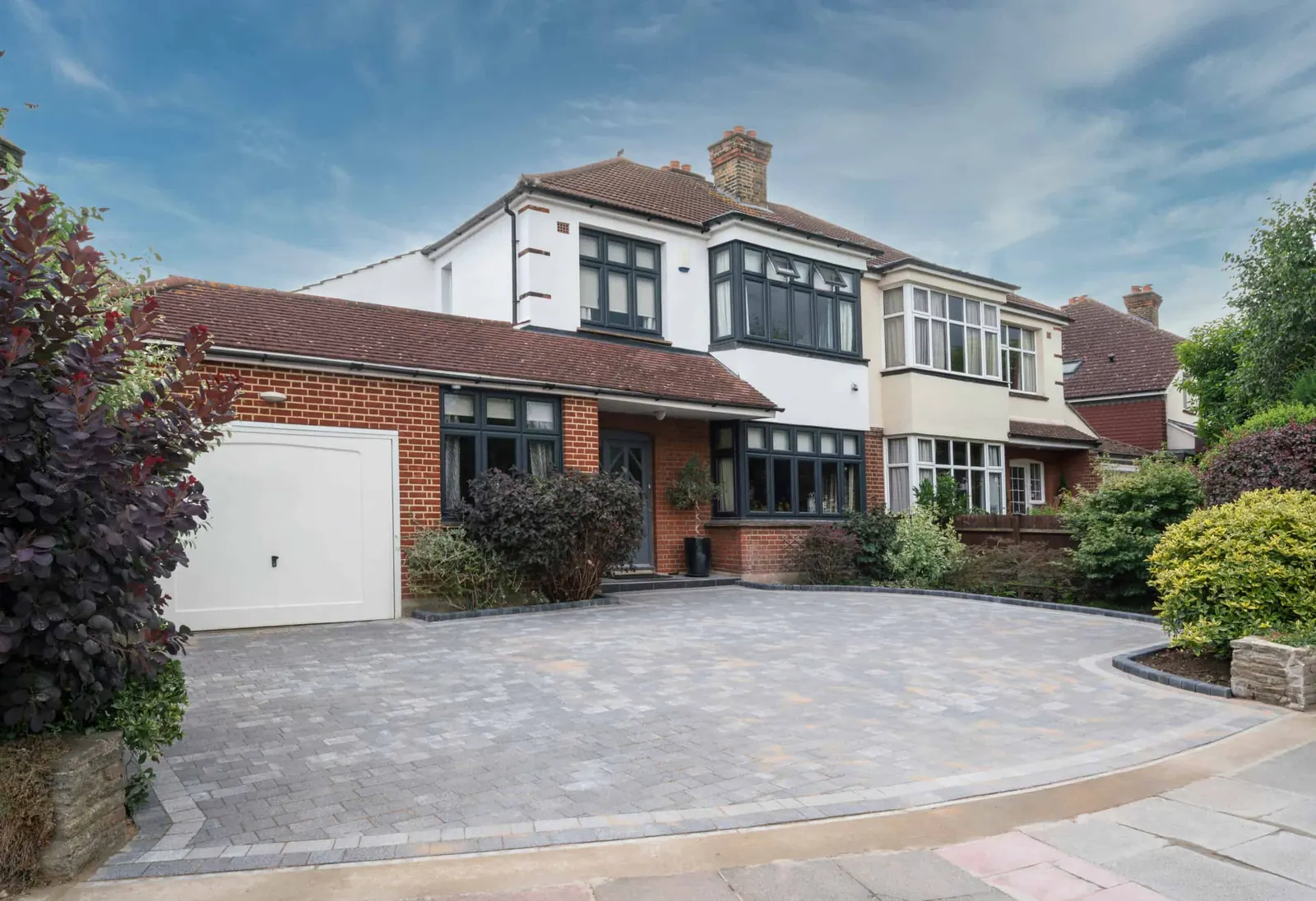 Paved surface with strong edge definition
